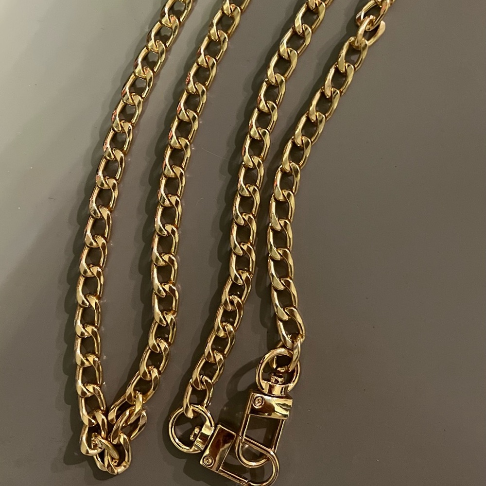 unbranded gold tone purse chain 38 inches long (18.5 drop
length)